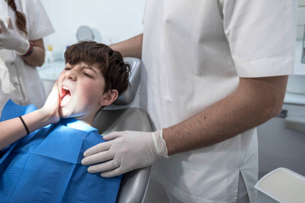Best Emergency Tooth Extraction in Goodland, KS